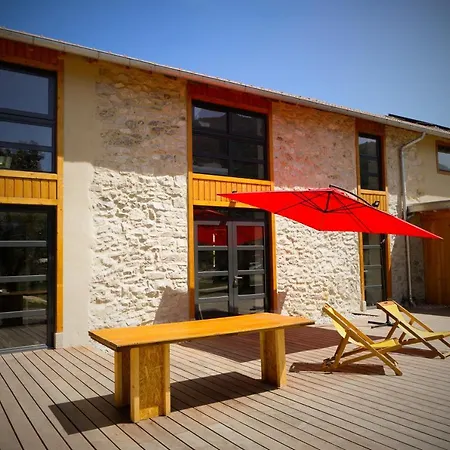 Le Domaine D'arignac - La Grande Maison לינה וארוחת בוקר Arignac
